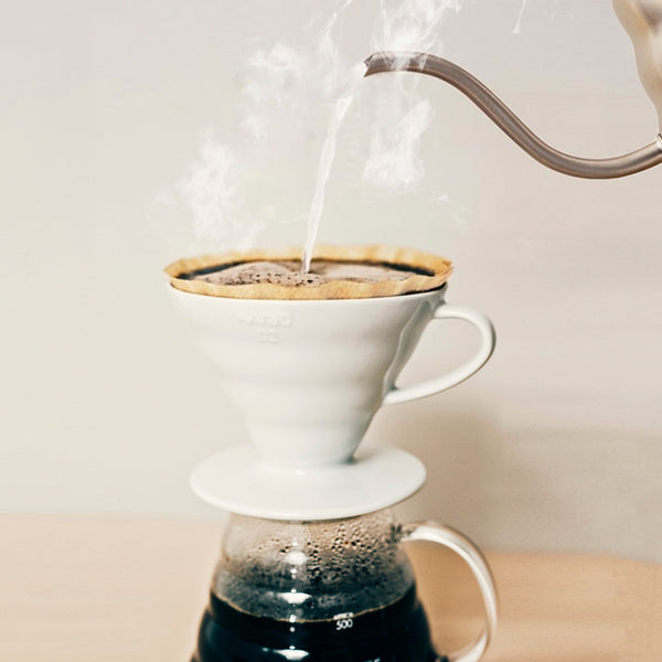 Coffee Dripper V60 02 Ceramic Bloom Series - White