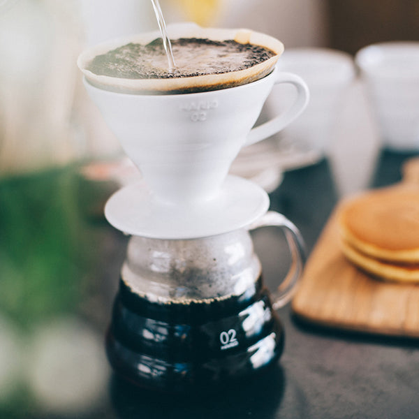 Coffee Dripper V60 02 Ceramic Bloom Series - White